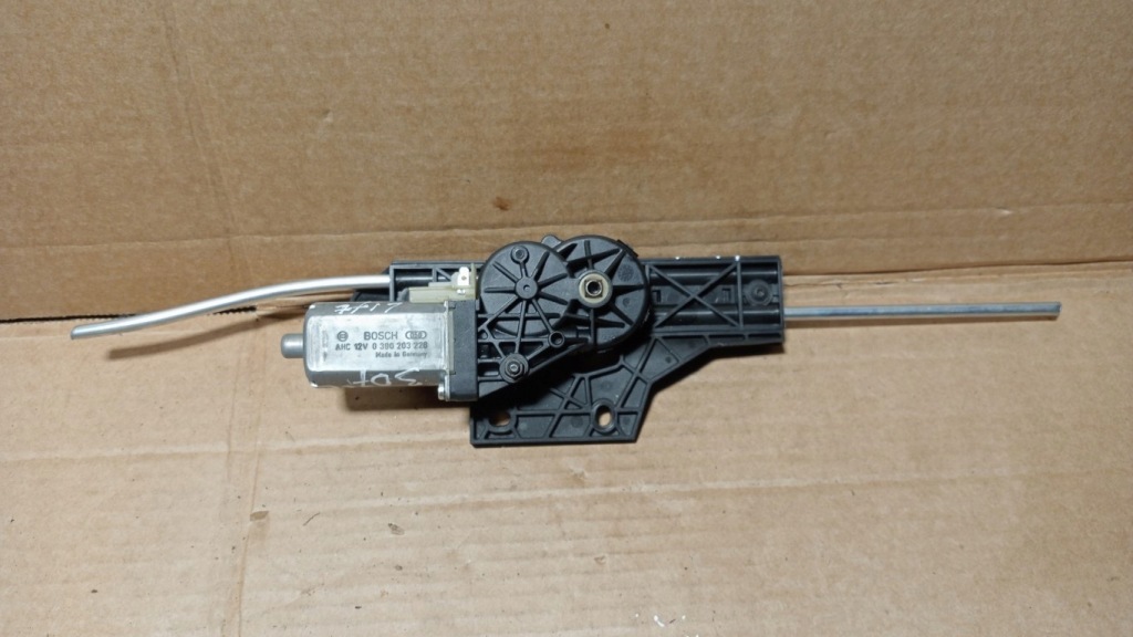 фото №1, Peugeot 307 cc i моторчик крыша 0390203228