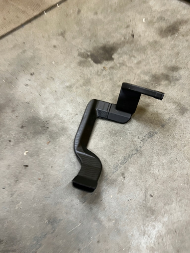 Купить Воздуховод канал воздуха левое  mercedes g w463 рестайлинг