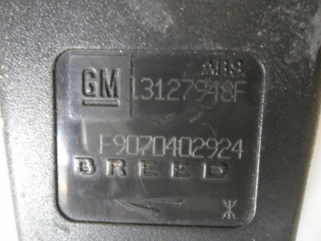 Opel vectra c 06 рестайлінг  натягувачі ременів лівий правий перед комплект 13127943f Ціна