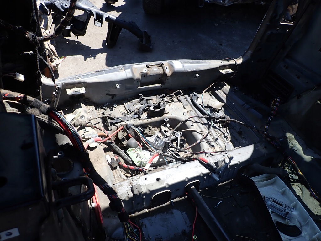 фото №4, Bmw x3 e83 pas задній задня підсилювач лак 475/9