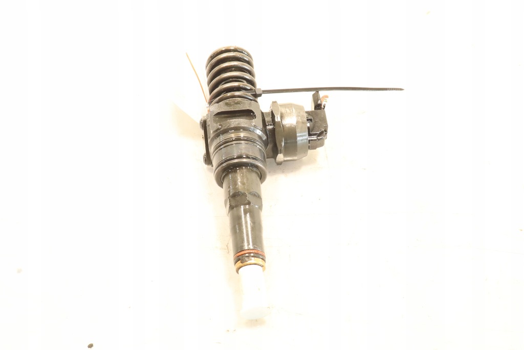 фото №1, Насос-форсунки насос-форсунка audi a4 b6 1.9tdi