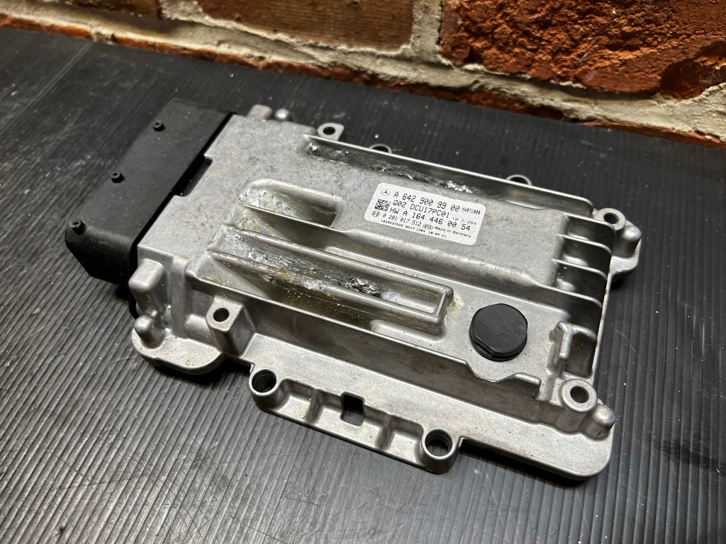 фото №1, Mercedes w221 модуль adblue 0281017512 a6429009900