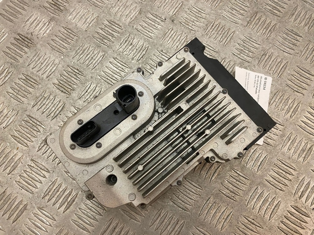 фото №7, Volvo xc90 2018 модуль керування заряджання акумулятор 32300277