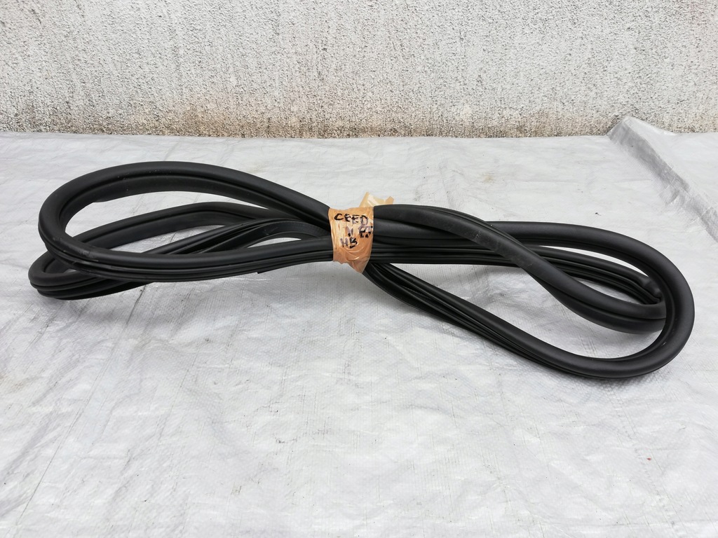 фото №1, Прокладка скло двері правий задня kia ceed ii hb