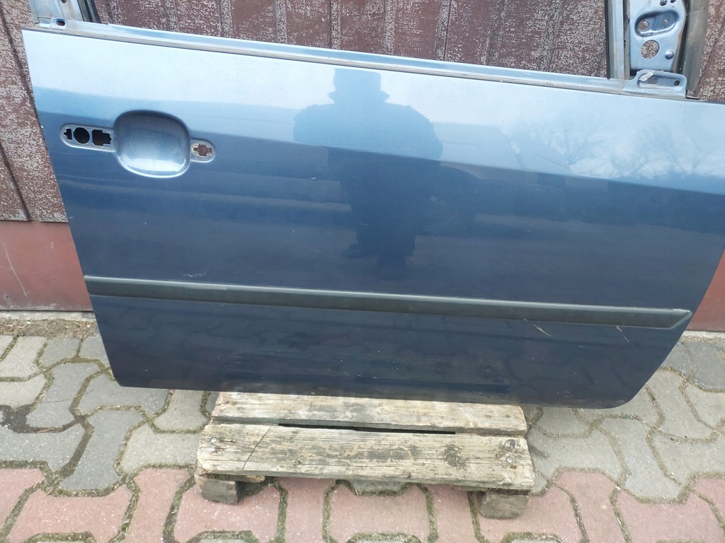 фото №5, Fiesta mk6 двері правий перед lak.44 5 двері