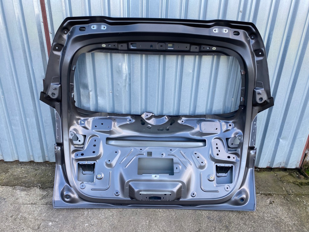 фото №8, Крышка багажника багажника peugeot 2008 оригинал оригинальный номер