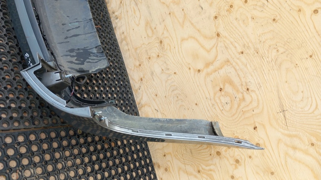 фото №9, Audi a6 c6 kombi бампер задня ly7g pdc