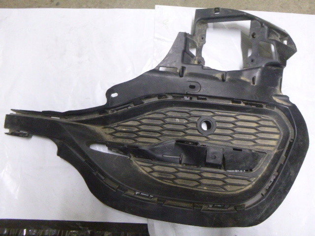 фото №1, Решітка бампера ліва opel grandland x 77102f19