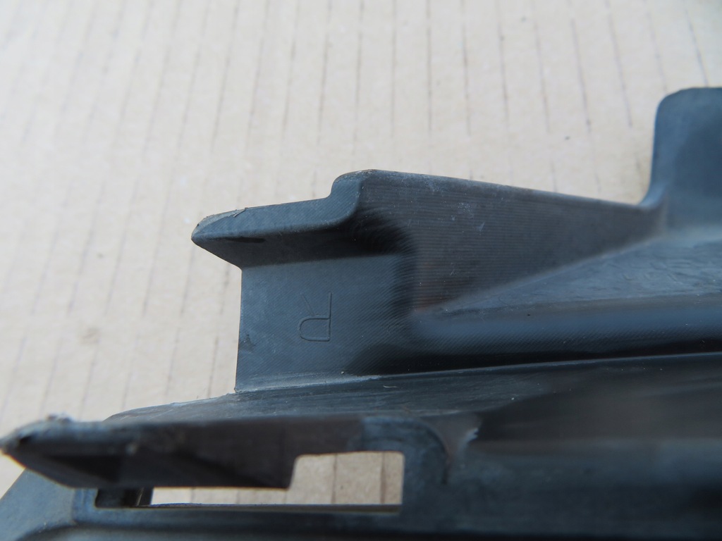 фото №13, Решётка правая бампер перед porsche macan 95b 95b807682h