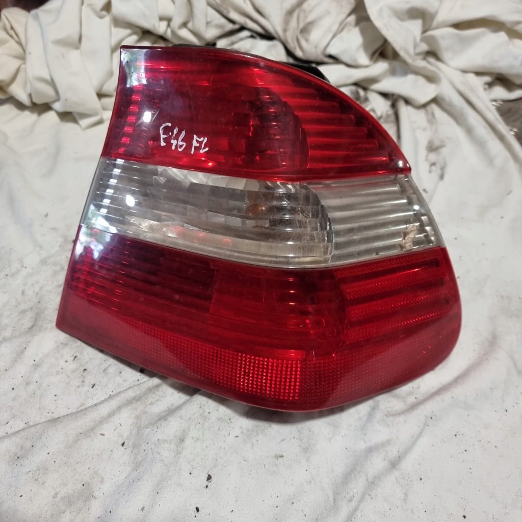 фото №1, Лампа правий задня bmw e 46