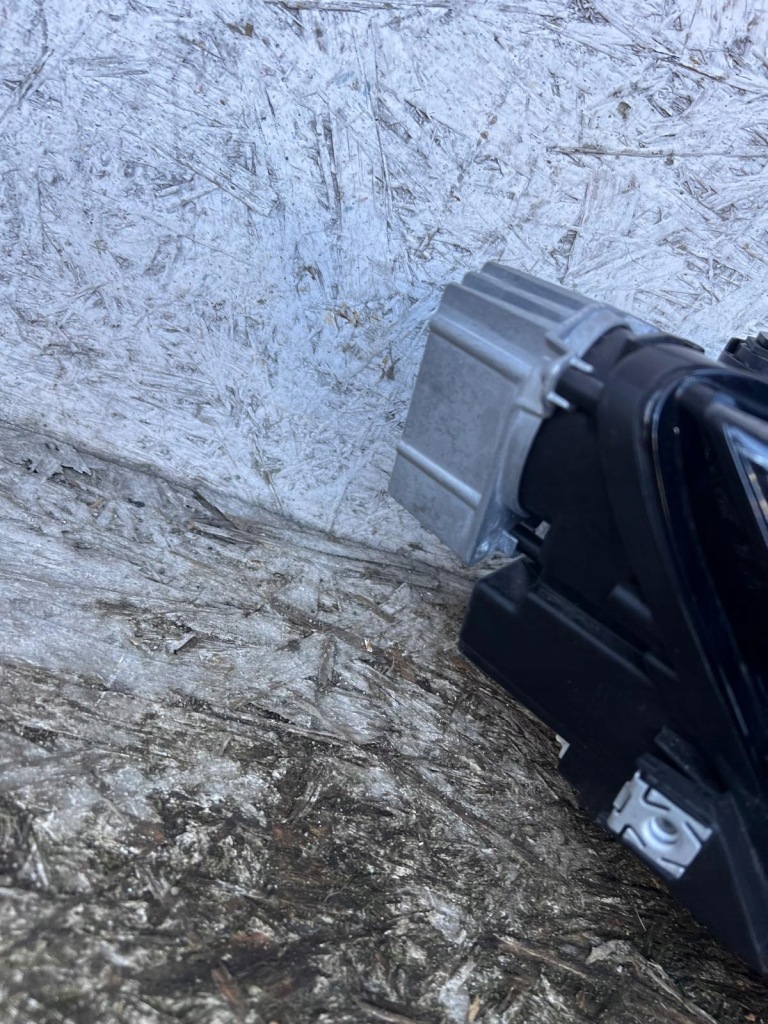 Seat ateca рестайлінг  576941031c 576941032b фара правий ліва full led Ціна