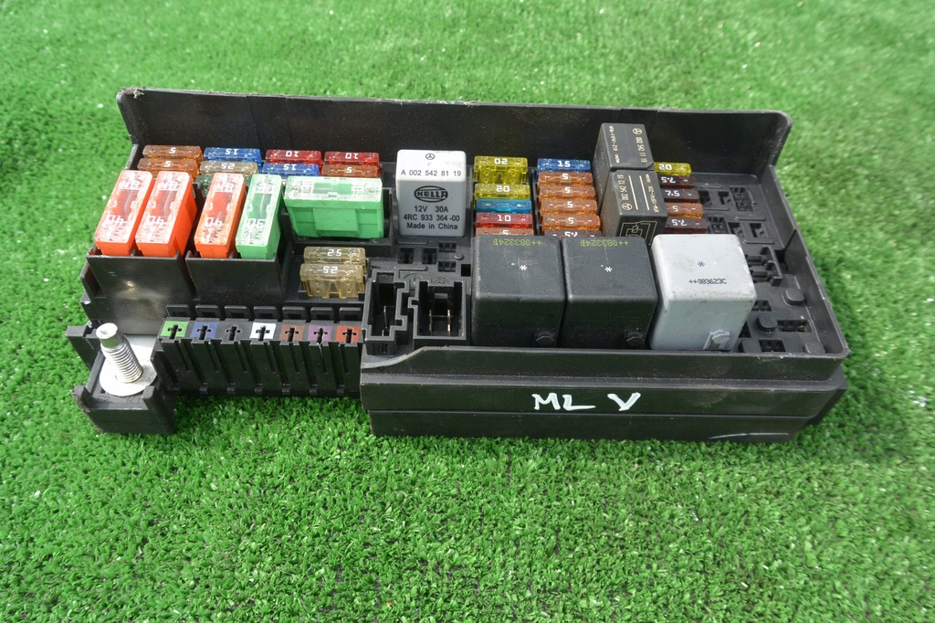 фото №1, Коробка предохранителей mercedes gl ml 164