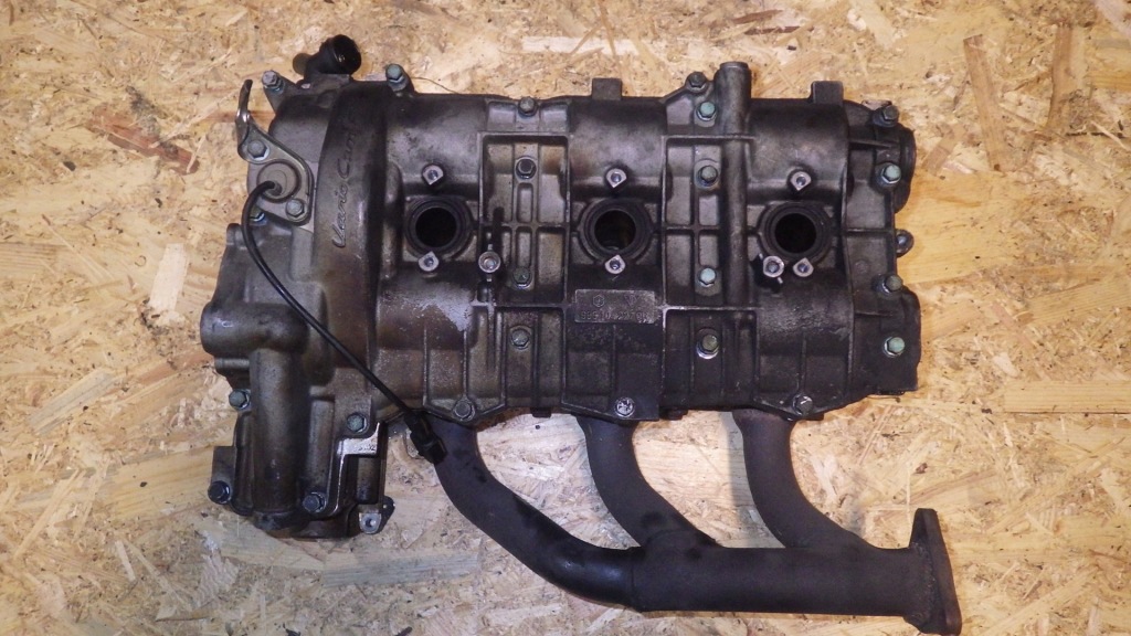 Головка права ліва porsche boxster 986 2.5 2.7 Ціна