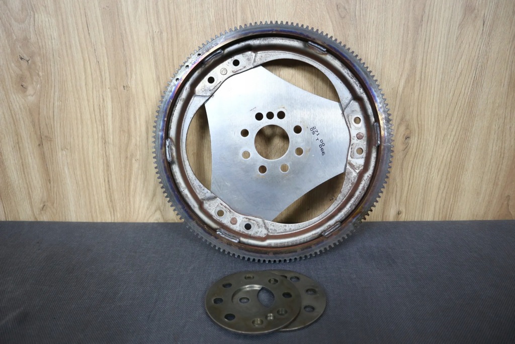 фото №1, Mercedes w203 w209 r171 1.8 k колесо маховик 2710320047