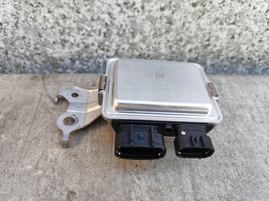 фото №1, Lexus ux 250h 2.0 гибрид 152km модуль блок управления насоса топлива 89571-48010