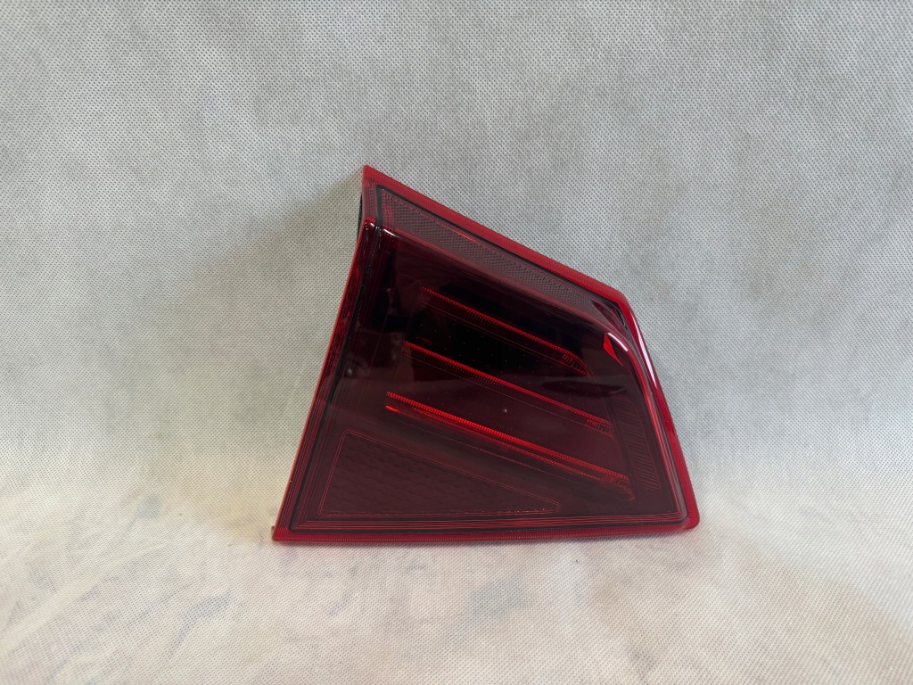 Купити Suzuki vitara рестайлінг  17- led фара задня ліва внутрішня європа