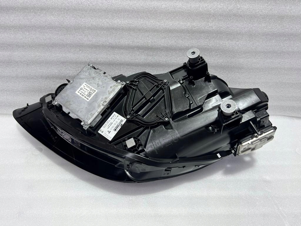 фото №10, Porsche cayenne 3 matrix лампа ліва права