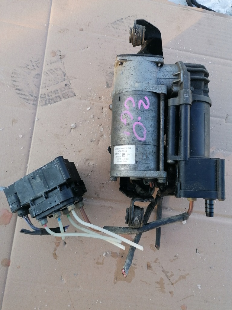 фото №8, Mercedes w205 подвеска air matic распределитель