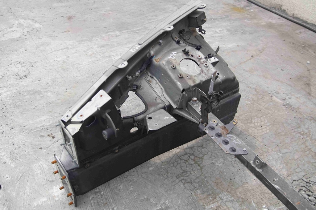 фото №11, Четверть лонжерон l/p maserati quattroporte v 04