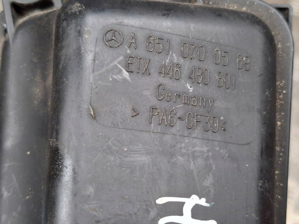 Бак вакуумa mercedes-benz e w211 a6510700568 Киев