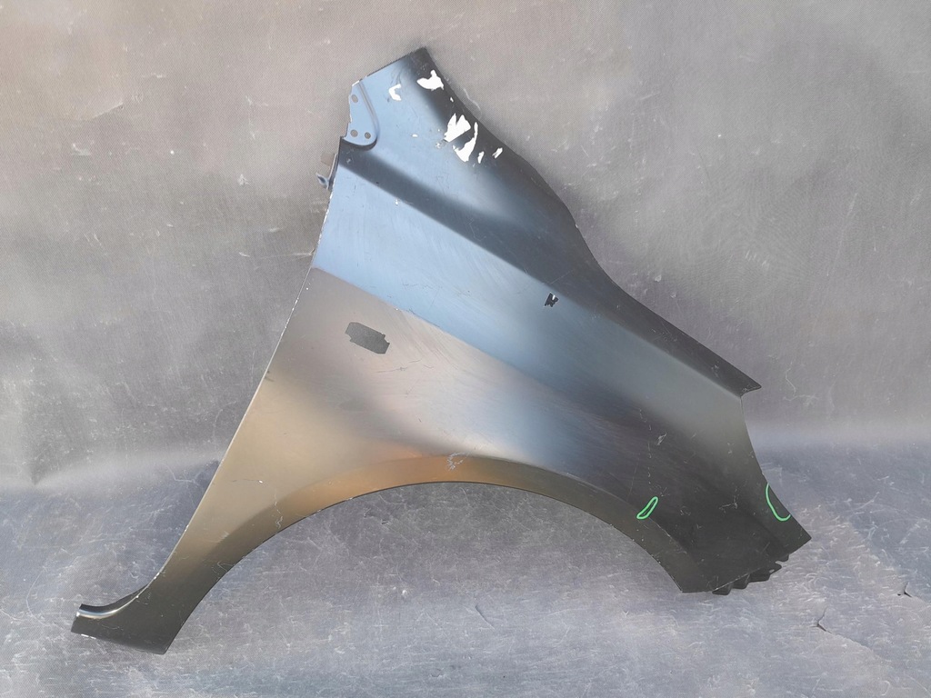 фото №1, Nissan versa 16- крила перед передній правий