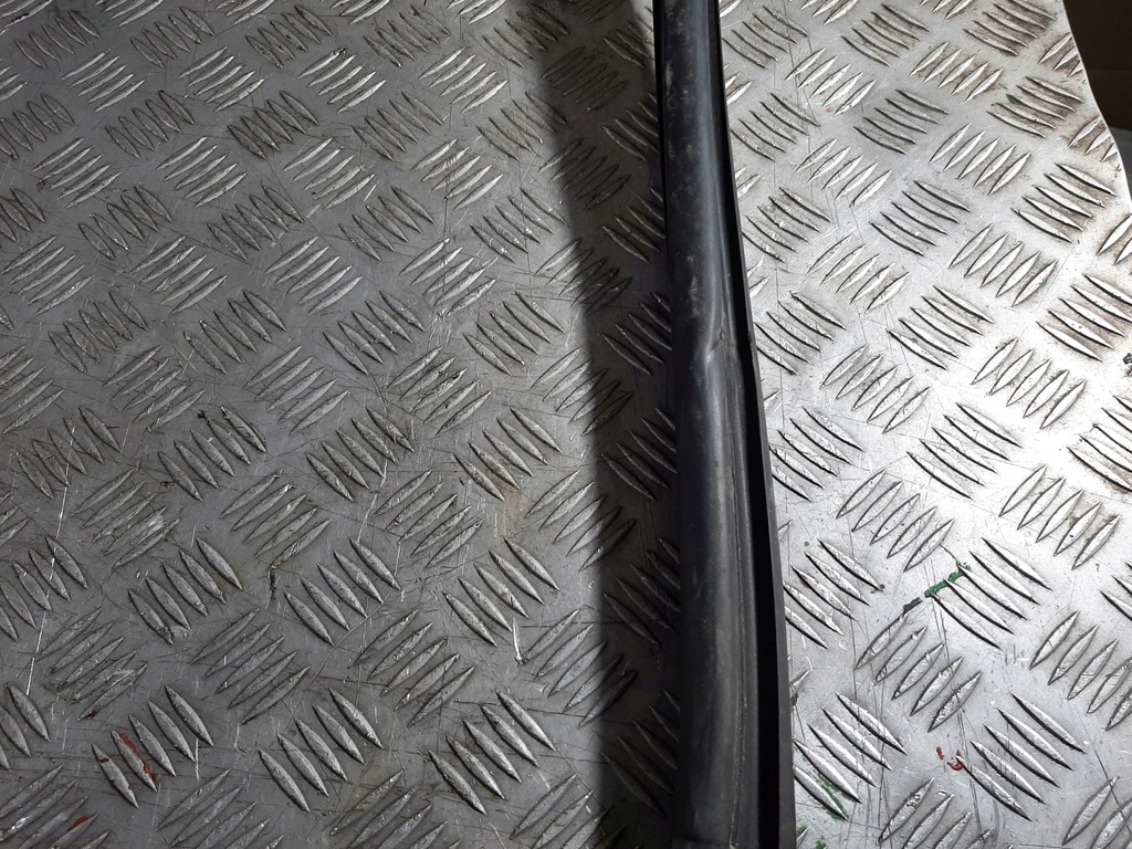 фото №9, Chrysler sebring cabrio ii 01r прокладка крыша