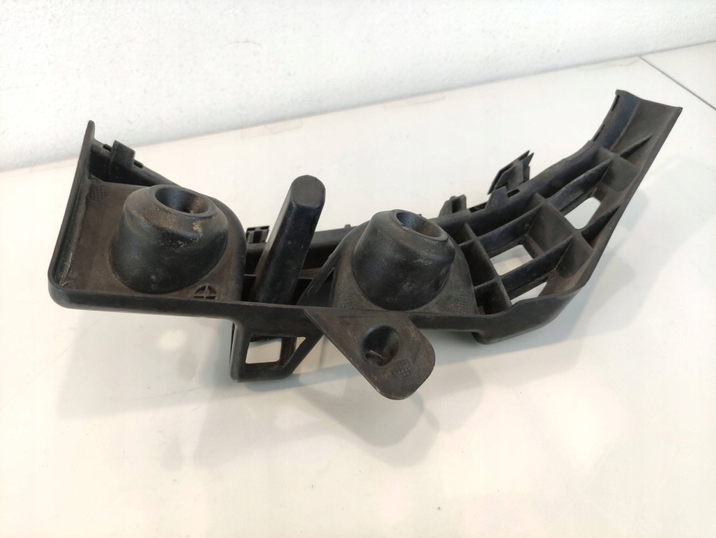 Mercedes-benz gla x156 кронштейн  бампера ліве задні a1568850165 Київ