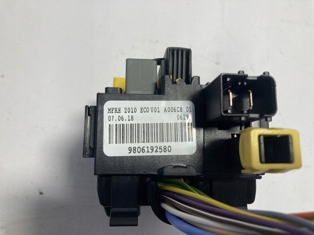 фото №2, Коробка запобіжників opel combo e 18-