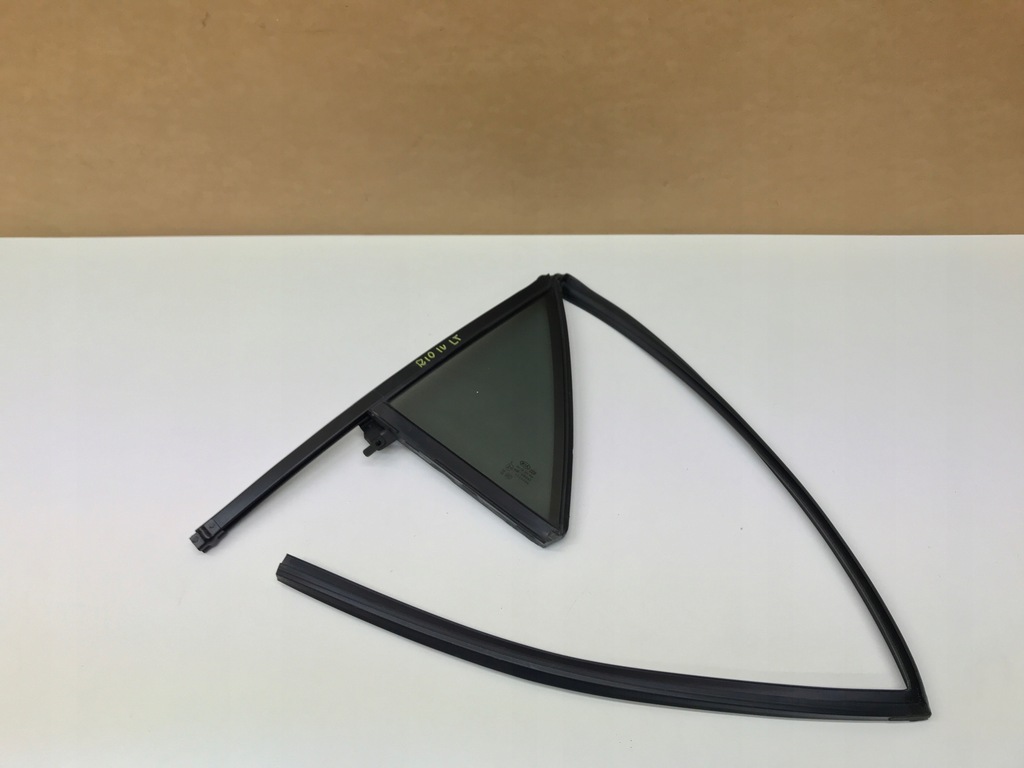 фото №1, Kia rio iv 4 стекло дверь треугольник левый левая задняя