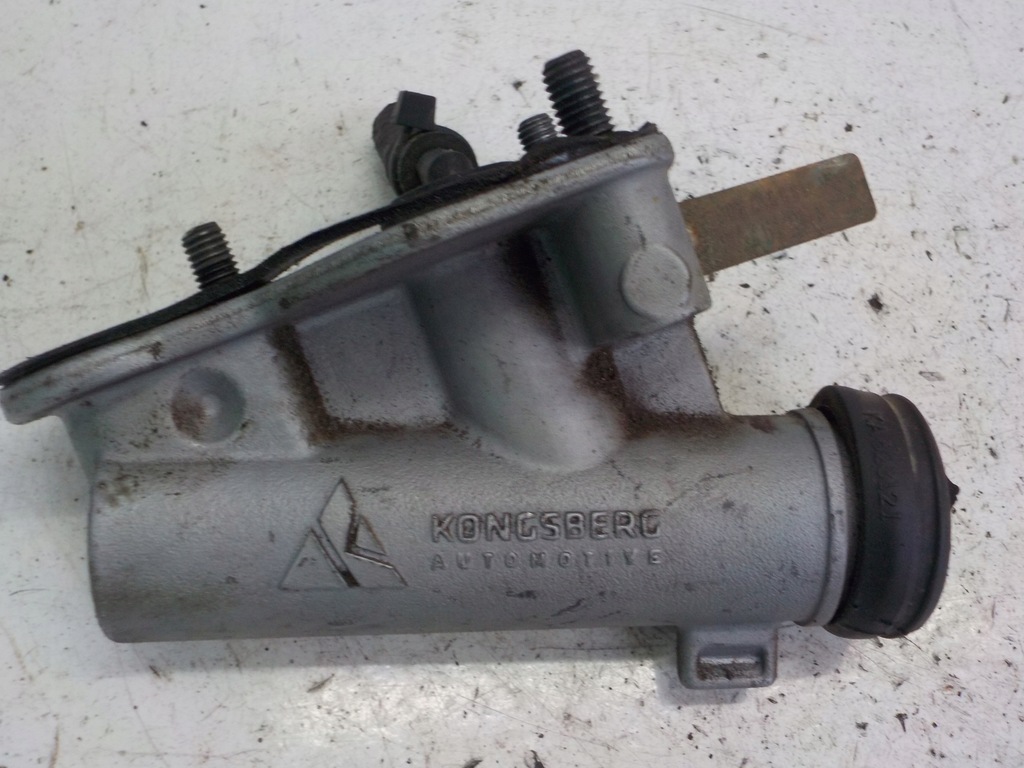 фото №1, Scania помпа привід зчеплення