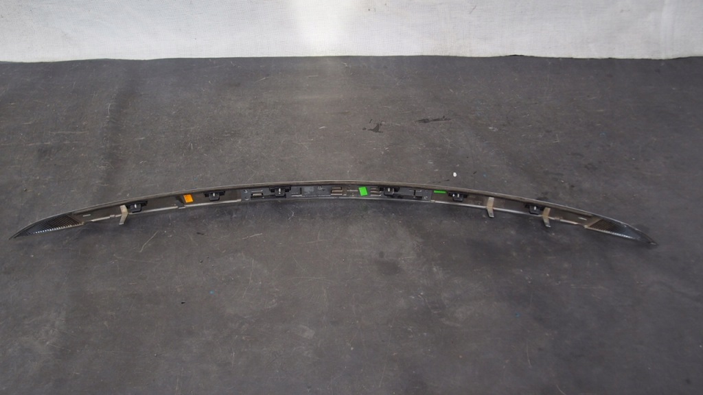 Молдинг крышки багажника tesla model x Киев