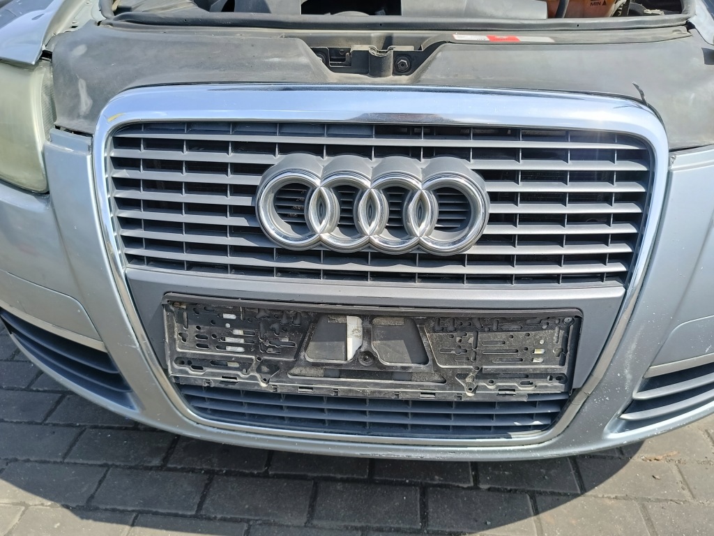 фото №7, Audi a6 c6 avant 05-08 бампер передний с решётка радиатора