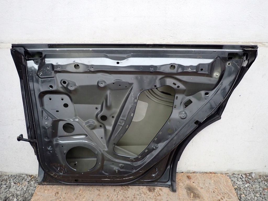 фото №8, Дверь правое задние правый задняя audi q8 4m8 4mn 2018- 4m8833052c