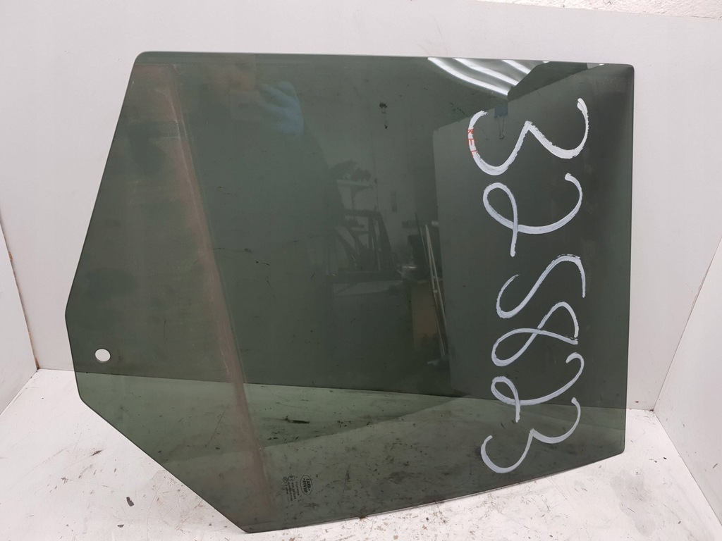 фото №1, Land rover range rover l322 2010 стекло дверь задних