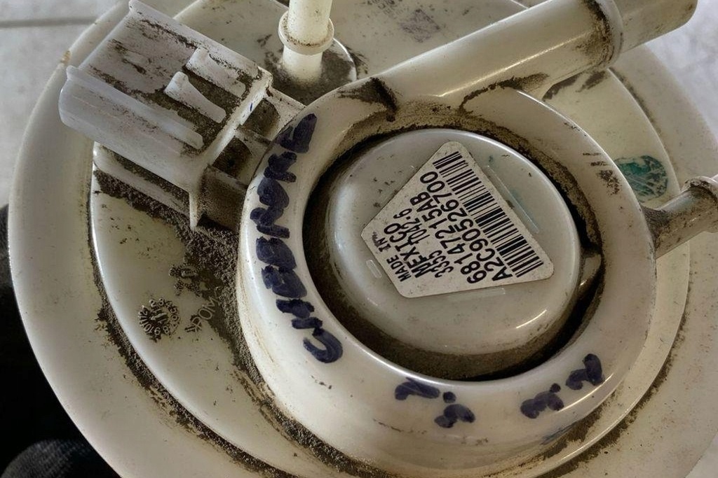 фото №12, Насос бака пального jeep cherokee 68147215ab 3.2l бензиновий 2014