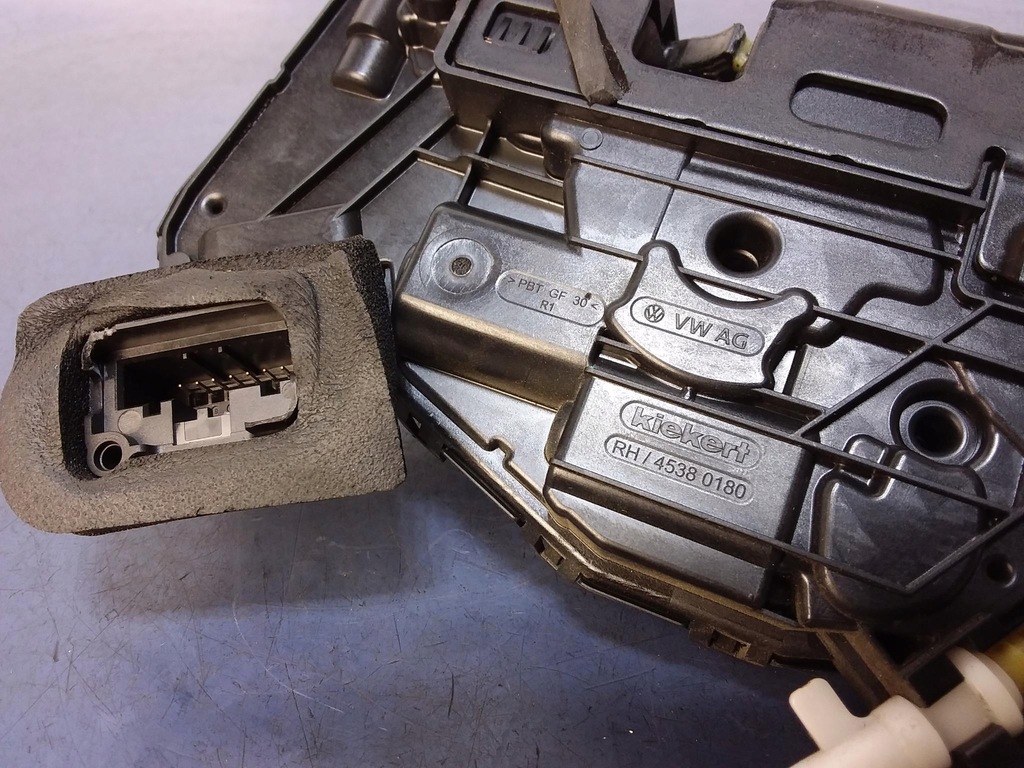 фото №4, Skoda rapid spaceback замок дверь задняя правый задний