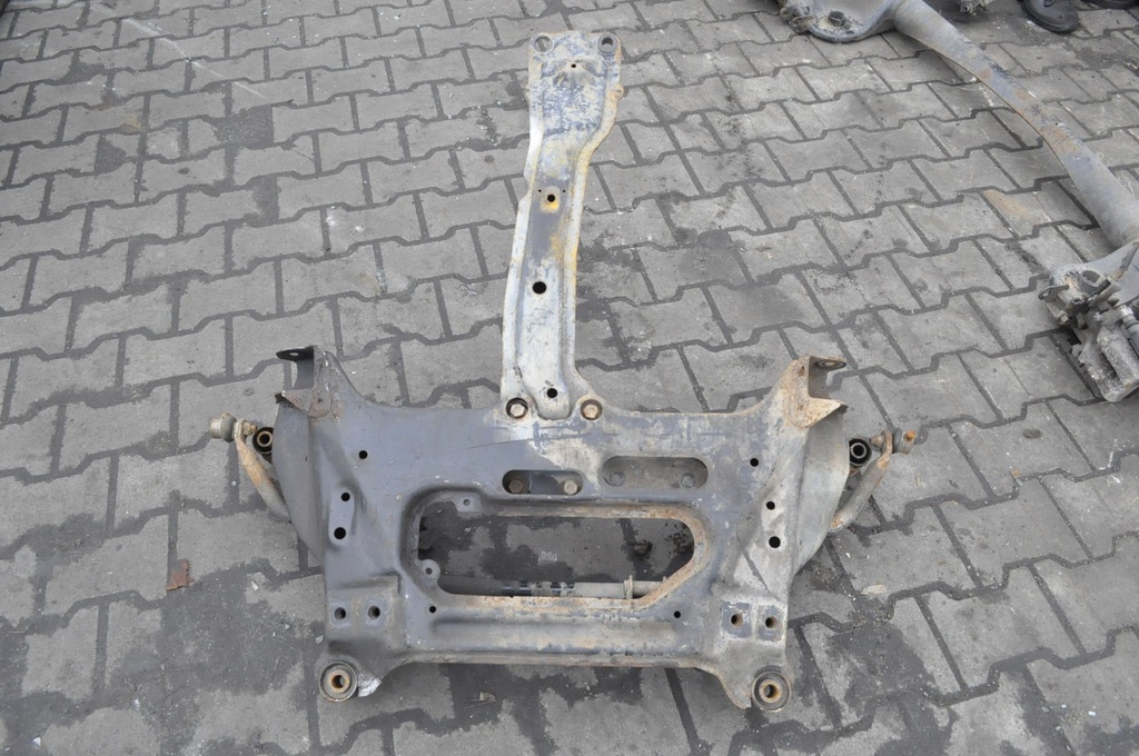 фото №5, Nissan x-trail i t30 подрамник подвеска кронштейн перед