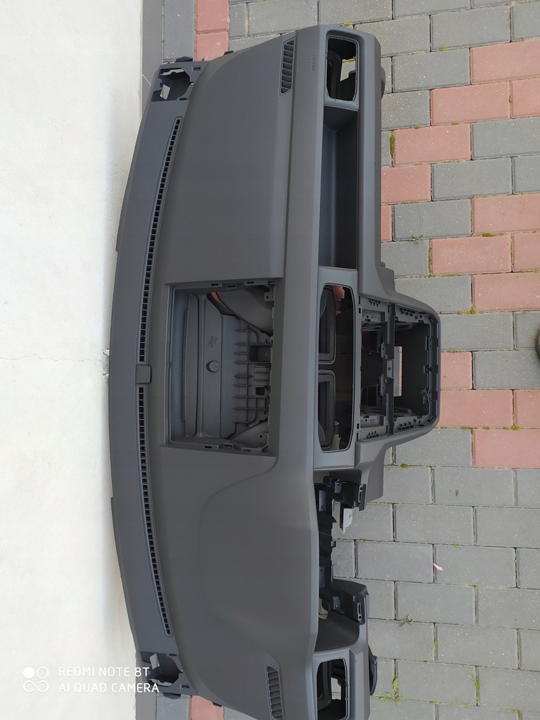 фото №9, Панель приладів приладова панель приладів audi q3