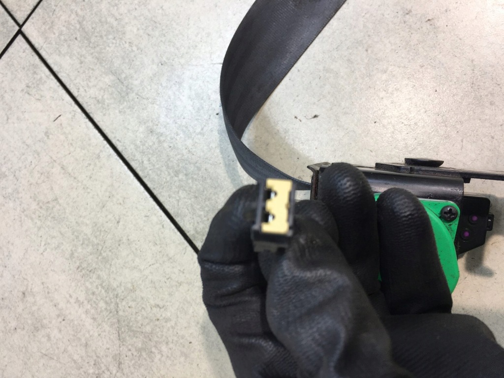 фото №4, Pas безпеки лівий перед chrysler 300m