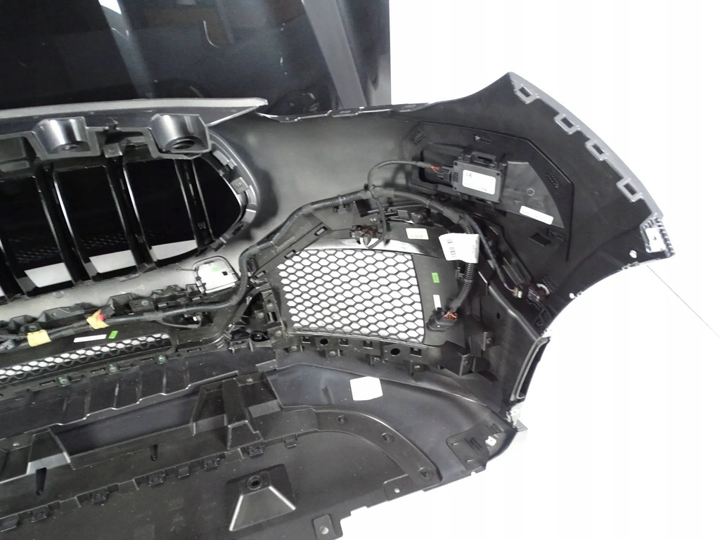 фото №10, Перед бампер передний капот лампа правая + левая maserati grecale trofeo