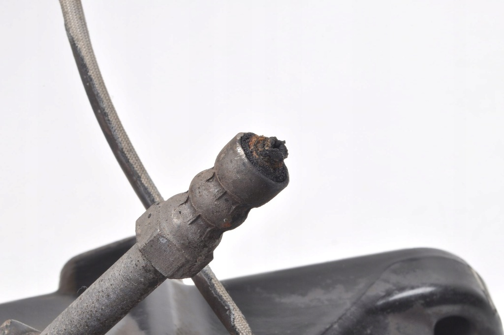 фото №9, Bentley bentayga 4.0 tdi супорт гальмівний правий перед 4m0615106dc