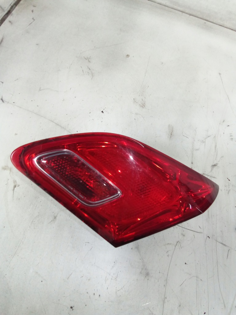 фото №1, J661 лампа правий задня opel astra j hb