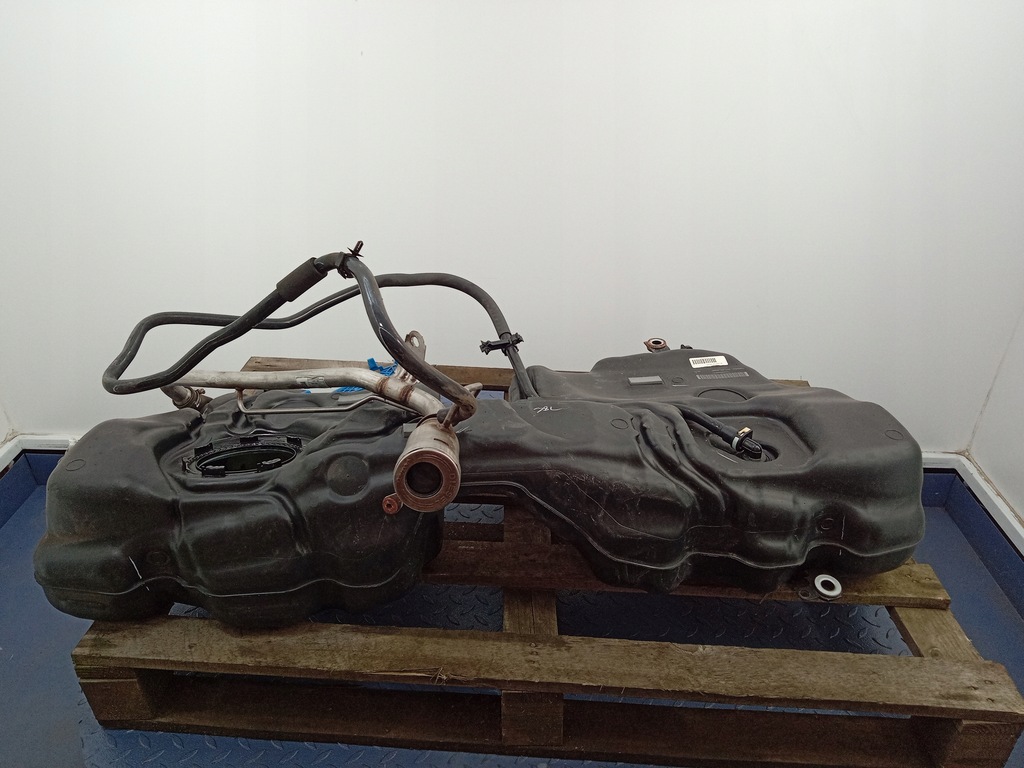 фото №6, Volvo v90 ii cc d4 бак bak топлива 31478590