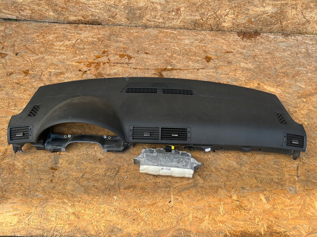 фото №1, Консоль панель приладів audi a4 b6 b7