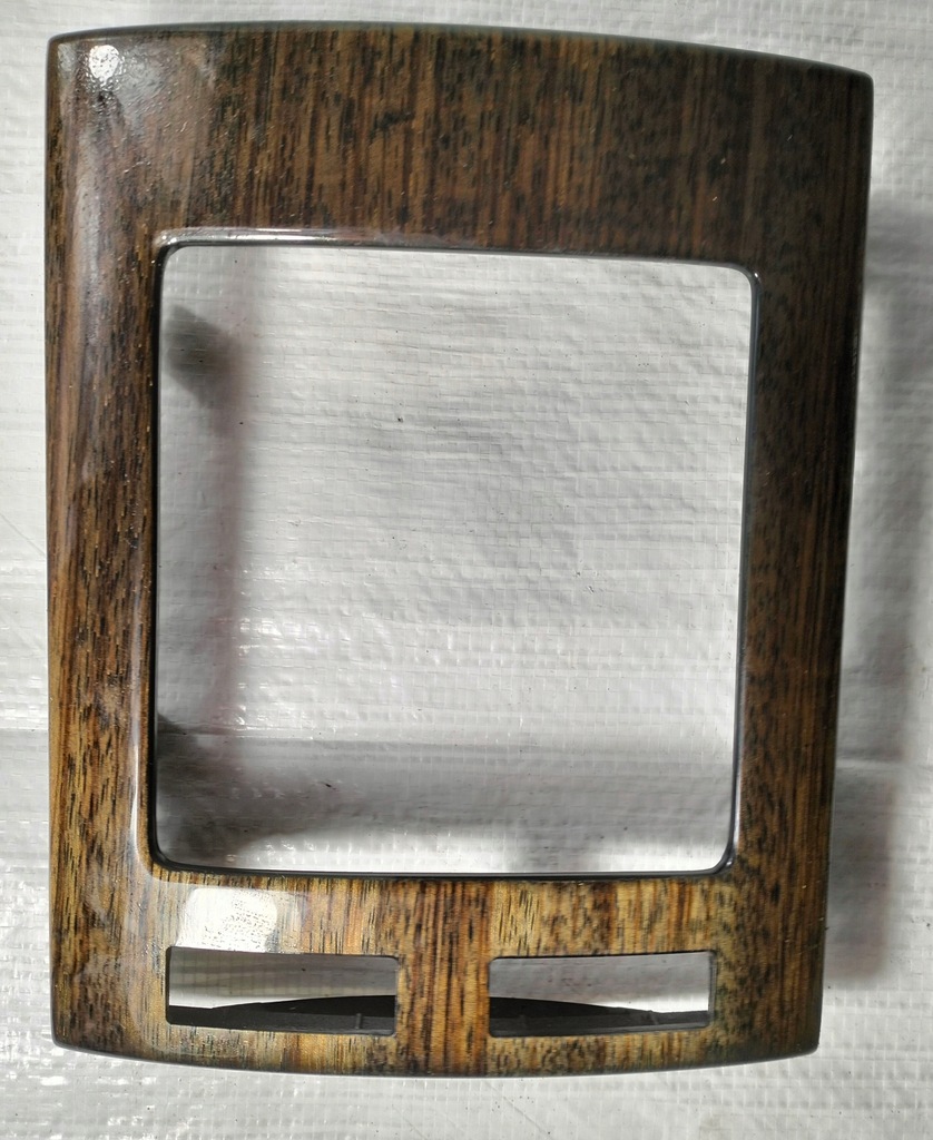 фото №1, Заглушка рамка тунель домкрата перемикання citroen c6 9644707777