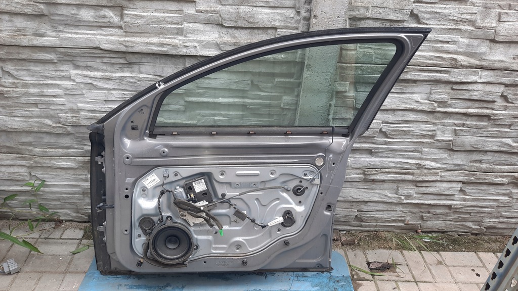 фото №12, Дверь перед передние правое volvo s40 v50 04-12r