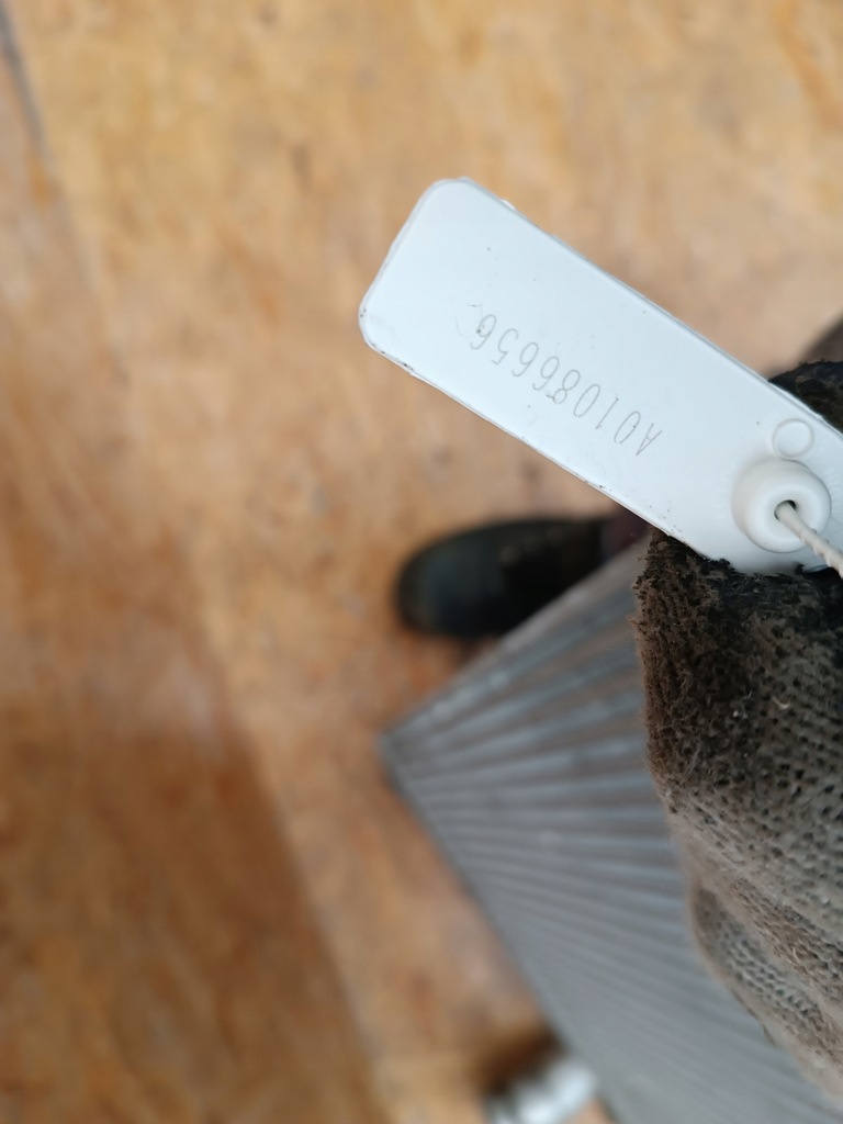 фото №13, Интеркулер радиатор toyota avensis 2.2 d4d jd127100-2220