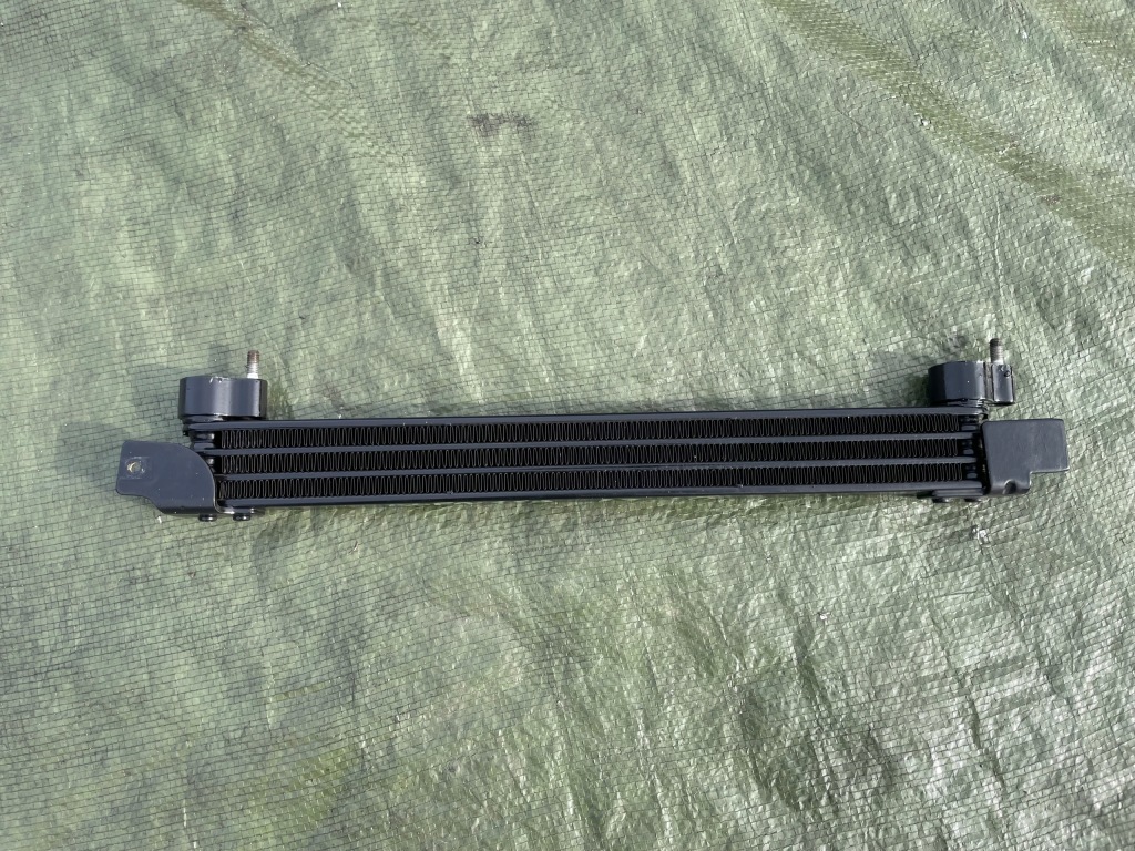 Alfa romeo 159 3.2 jts q4 радіатор радіатор оливи рідина підсилювача Зі Шроту