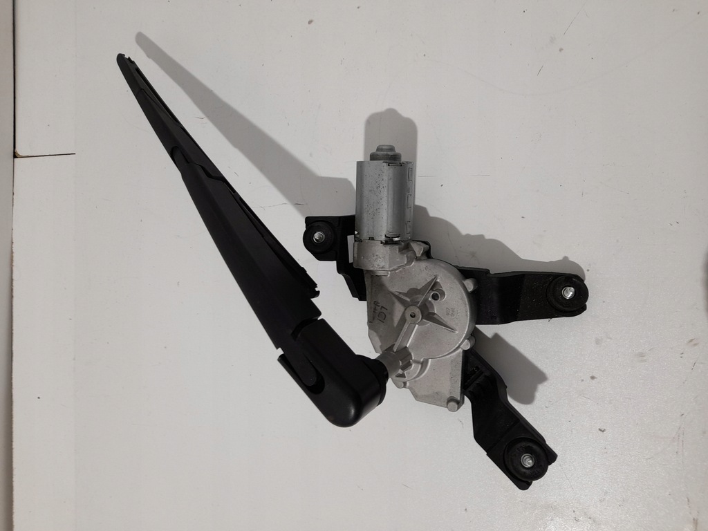 фото №1, Kia carens iv механизм дворники задний + рычаг