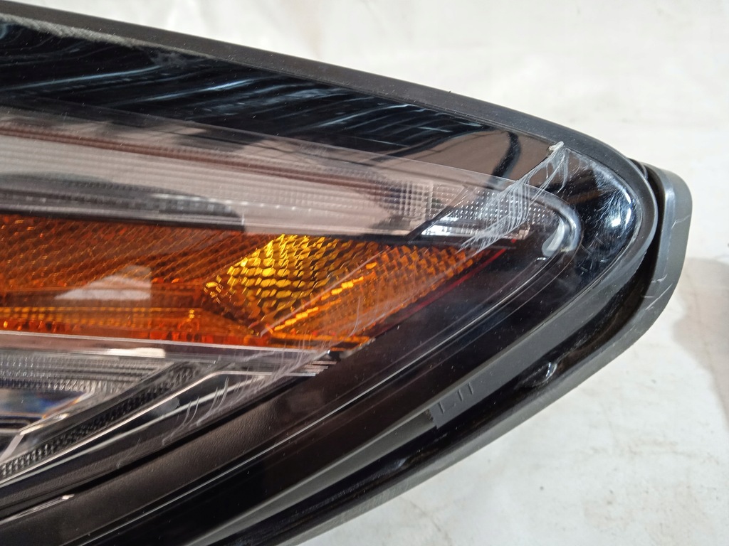 фото №10, Mazda 6 21 лампа передняя левая usa повреждённая